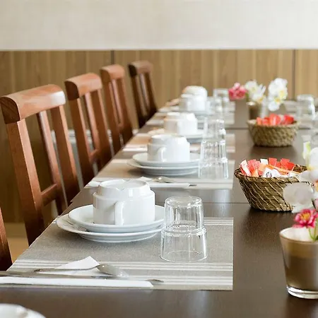 Residhotel Les Hauts D'andilly Aparthotel Andilly (Val-d'Oise)