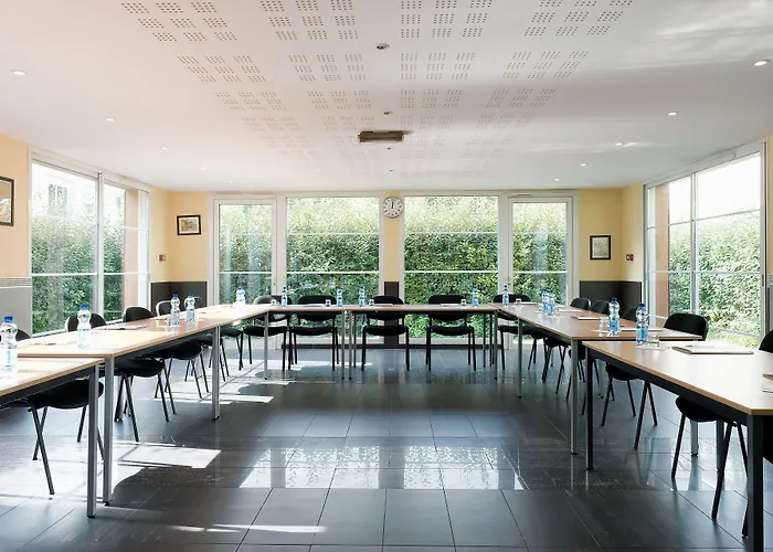 Residhotel Les Hauts D'andilly Appart hôtel 3*