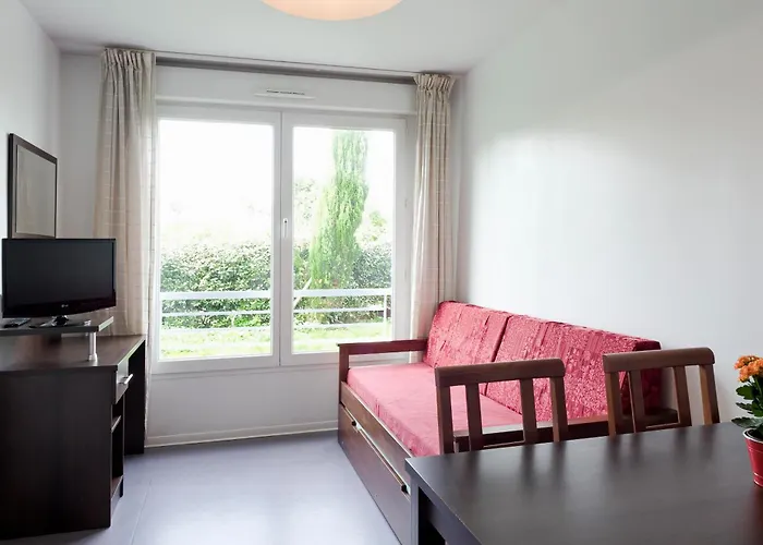Residhotel Les Hauts D'andilly 3*